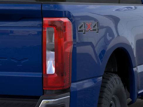 New 2026 Ford F350 XL w/ XL Off-Road Package image 21
