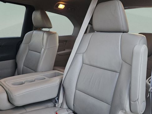 Used 2011 Honda Odyssey Touring image 15