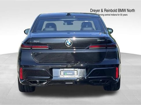 Used 2025 BMW 760i xDrive AWD/4WD image 6