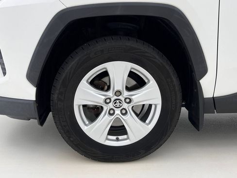 Used 2020 Toyota RAV4 XLE w/ XLE Grade Weather Package AWD/4WD image 26