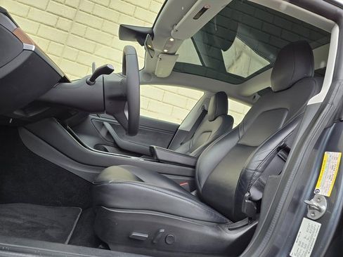 Used 2019 Tesla Model 3 Long Range image 20