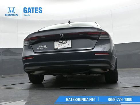 New 2025 Honda Accord SE image 39