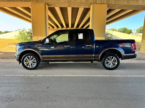 Used 2017 Ford F150 Lariat AWD/4WD image 6