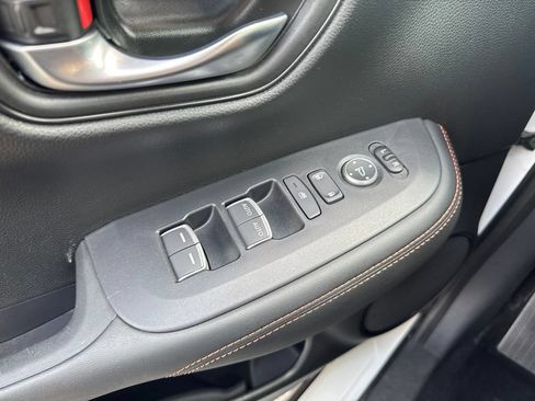 Certified 2024 Honda HR-V Sport image 24