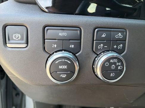 Used 2024 GMC Sierra 1500 SLT w/ SLT Premium Package image 21