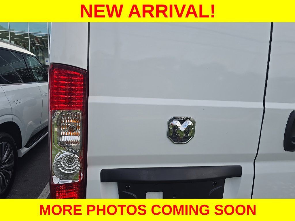 Used 2025 RAM ProMaster 2500 w/ Convenience Group FWD image 13