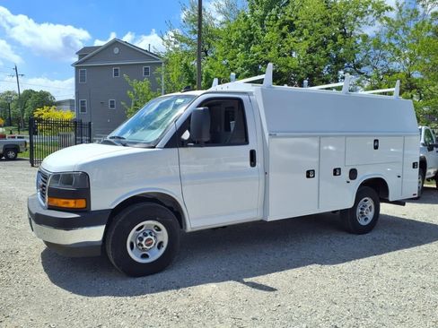 New 2024 GMC Savana 3500 w/ Power Convenience Package image 3
