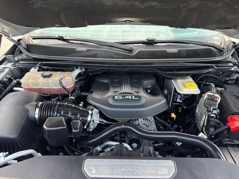 Used 2022 Jeep Grand Wagoneer Series II w/ Convenience Group III image 12