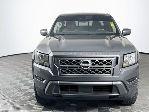Used 2022 Nissan Frontier SV AWD/4WD image 3