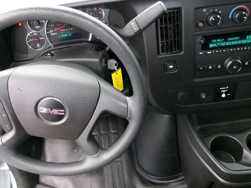 Used 2024 GMC Savana 2500 w/ Driver Convenience Package image 11