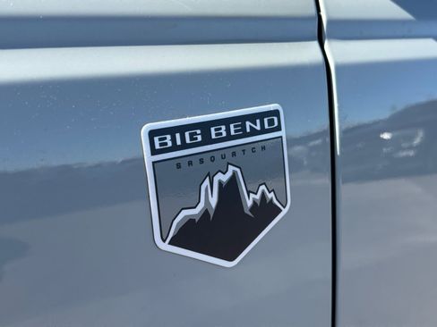 Used 2023 Ford Bronco Big Bend w/ Sasquatch Package image 24