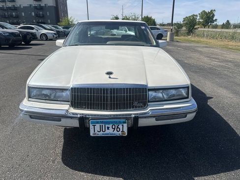 Used 1991 Buick Riviera Coupe FWD image 9