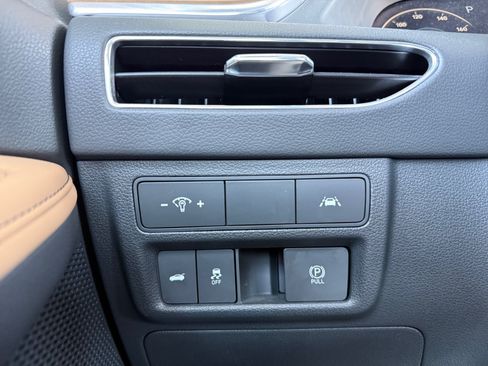 Used 2023 Hyundai Sonata Limited FWD image 19