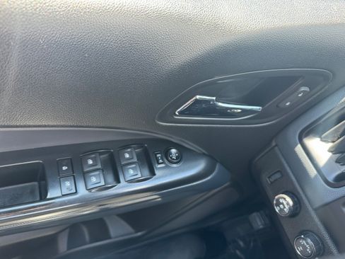 Used 2018 Chevrolet Colorado Z71 AWD/4WD image 20