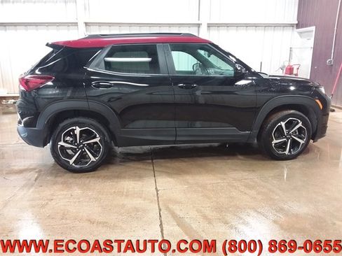 Used 2021 Chevrolet TrailBlazer RS w/ Convenience Package image 3
