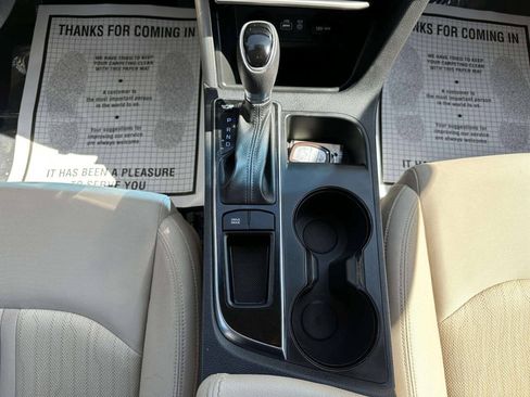 Used 2016 Hyundai Sonata SE FWD image 18