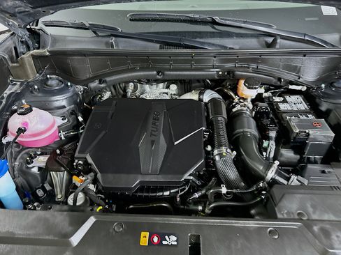 Used 2025 Hyundai Santa Fe SEL image 33