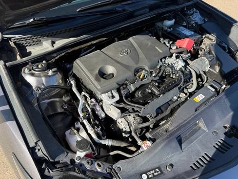 Used 2022 Toyota Camry SE w/ Carpet Mat Package (TMS) FWD image 40