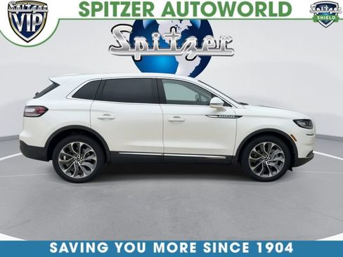 Used 2023 Lincoln Nautilus Reserve AWD/4WD image 10