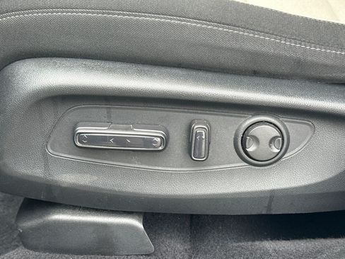 Certified 2023 Honda CR-V EX image 23