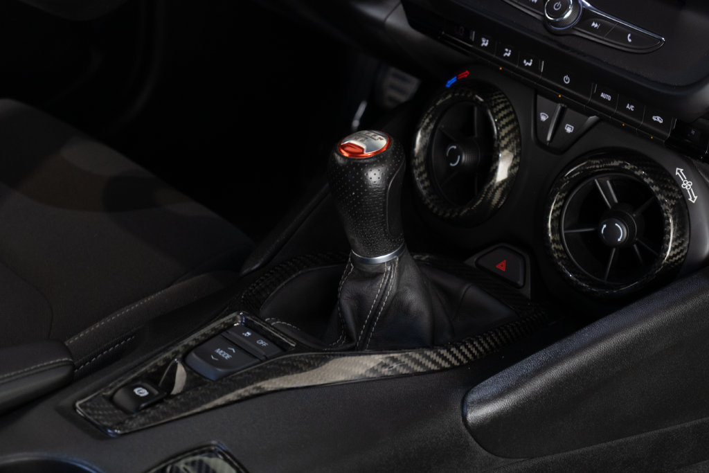Used 2021 Chevrolet Camaro LT RWD image 19