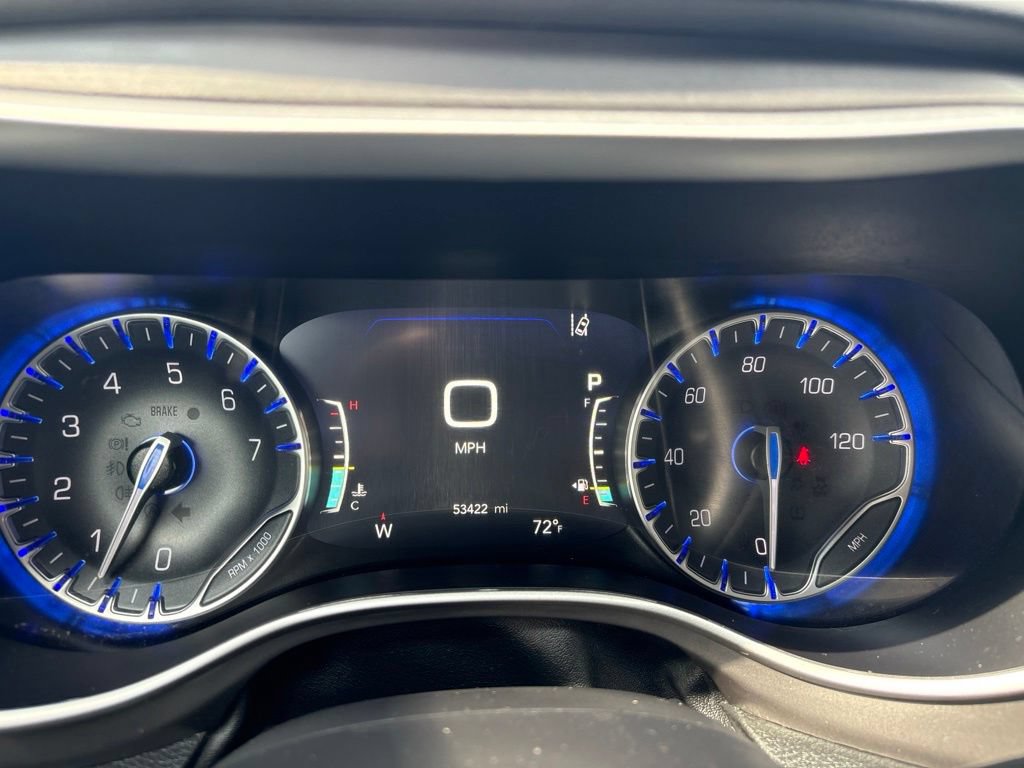 Used 2026 Chrysler Pacifica Select FWD image 30