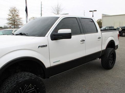 Used 2014 Ford F150 Limited image 9