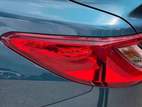 Used 2025 Toyota Camry SE FWD image 9