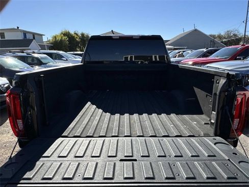 Used 2023 GMC Sierra 2500 AT4 image 10
