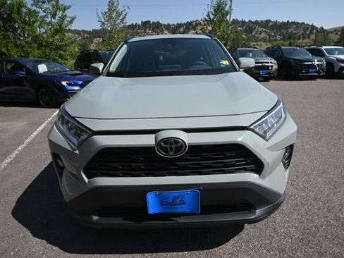 Used 2020 Toyota RAV4 XLE AWD/4WD image 17