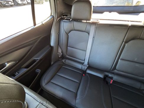 Used 2025 Buick Envista Sport Touring image 39