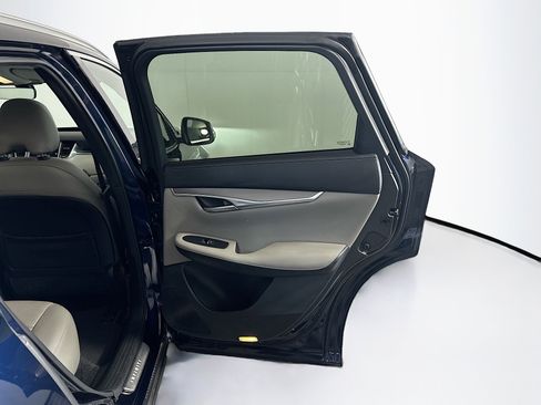 Used 2023 INFINITI QX50 Luxe FWD image 32
