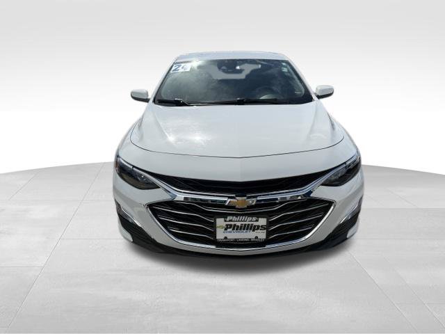 Used 2024 Chevrolet Malibu LS FWD image 2