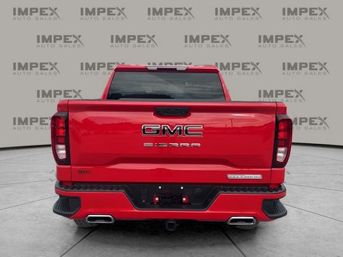 Used 2025 GMC Sierra 1500 Elevation w/ LPO, Elevation Black Package image 4
