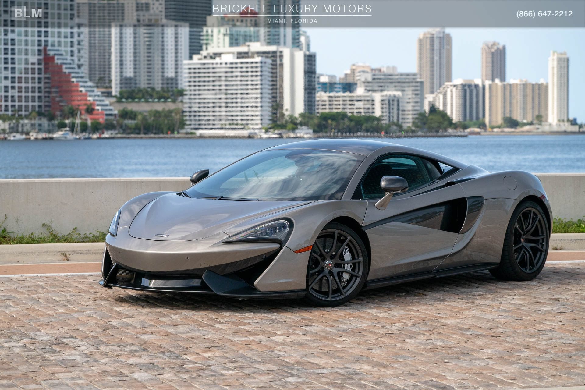 Used 2018 McLaren 570S Coupe RWD image 10