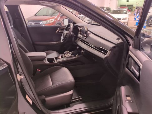 Used 2024 Mitsubishi Outlander ES image 11