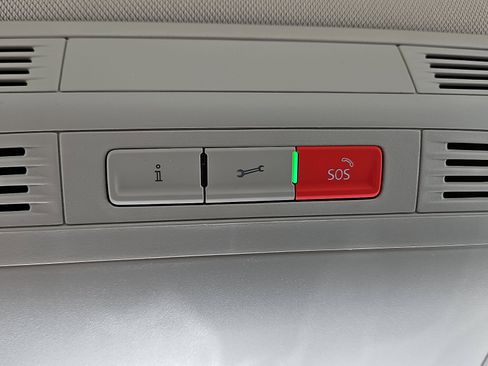 New 2026 Volkswagen Taos S image 21