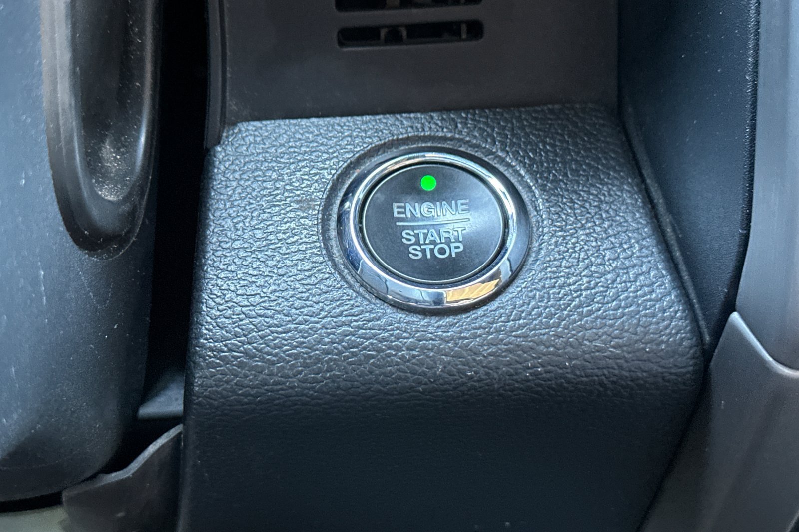 Used 2022 Ford F350 Platinum AWD/4WD image 22