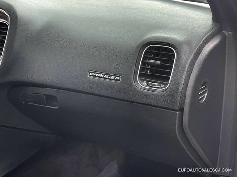 Used 2017 Dodge Charger R/T Scat Pack w/ Technology Group image 36