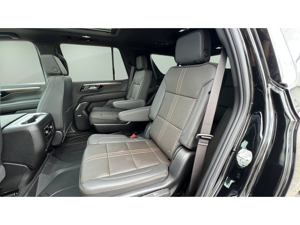 New 2026 Chevrolet Tahoe High Country AWD/4WD image 28
