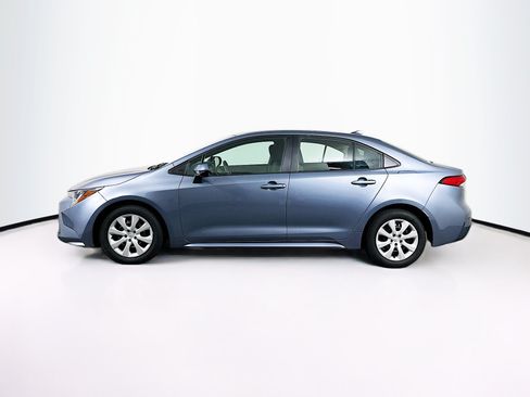 Used 2024 Toyota Corolla LE FWD image 4