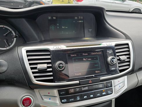 Used 2013 Honda Accord EX-L image 17