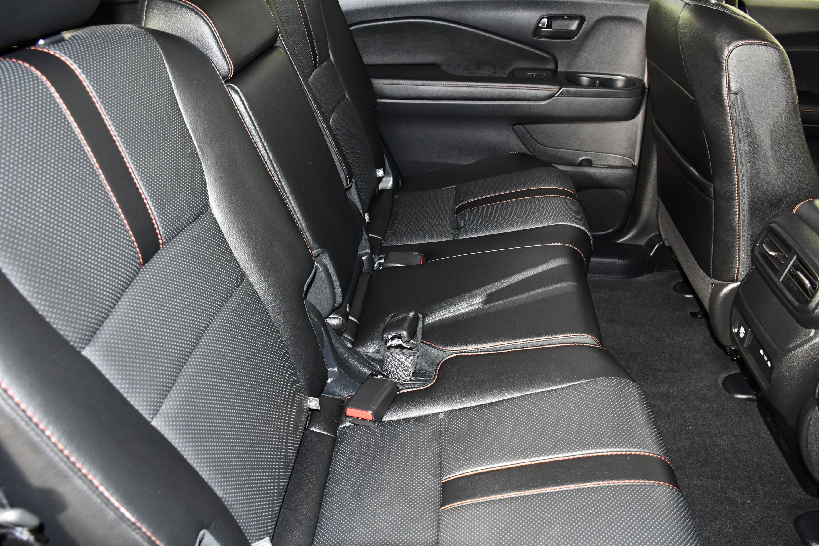 Certified 2025 Honda Passport TrailSport image 46