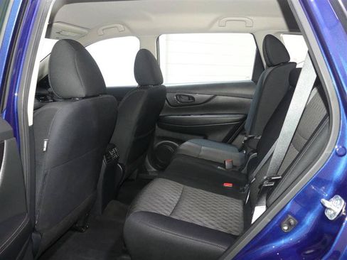 Used 2020 Nissan Rogue S AWD/4WD image 27