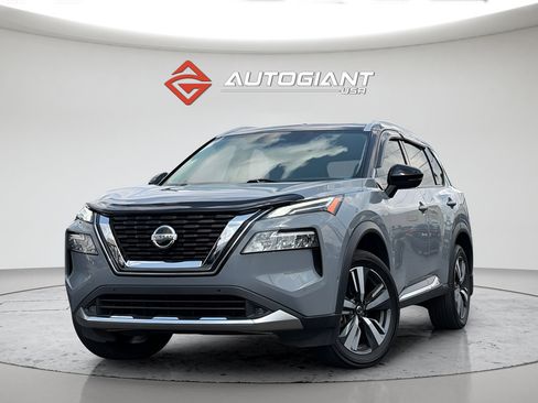 Used 2021 Nissan Rogue Platinum FWD image 1