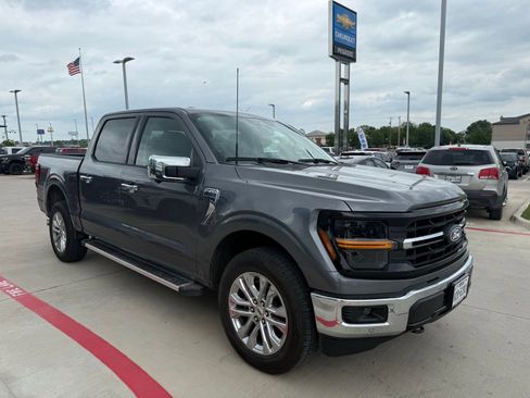 Used 2025 Ford F150 XLT w/ Equipment Group 302A MID image 6