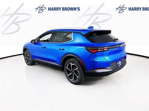 New 2026 Chevrolet Equinox EV LT image 29