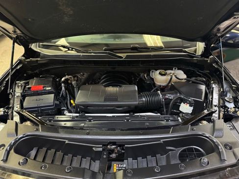 Used 2023 Chevrolet Tahoe LT w/ Luxury Package image 28