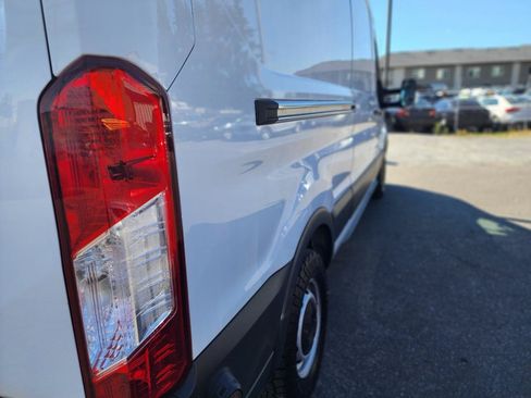 Used 2018 Ford Transit 250 148 Medium Roof w/ Interior Upgrade Package RWD image 33