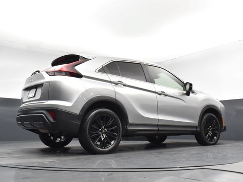 Used 2023 Mitsubishi Eclipse Cross LE AWD/4WD image 22